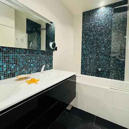 Beautiful Apartment, Haussmann Style - Sorbonne - Odeon - Pantheon * Parigi